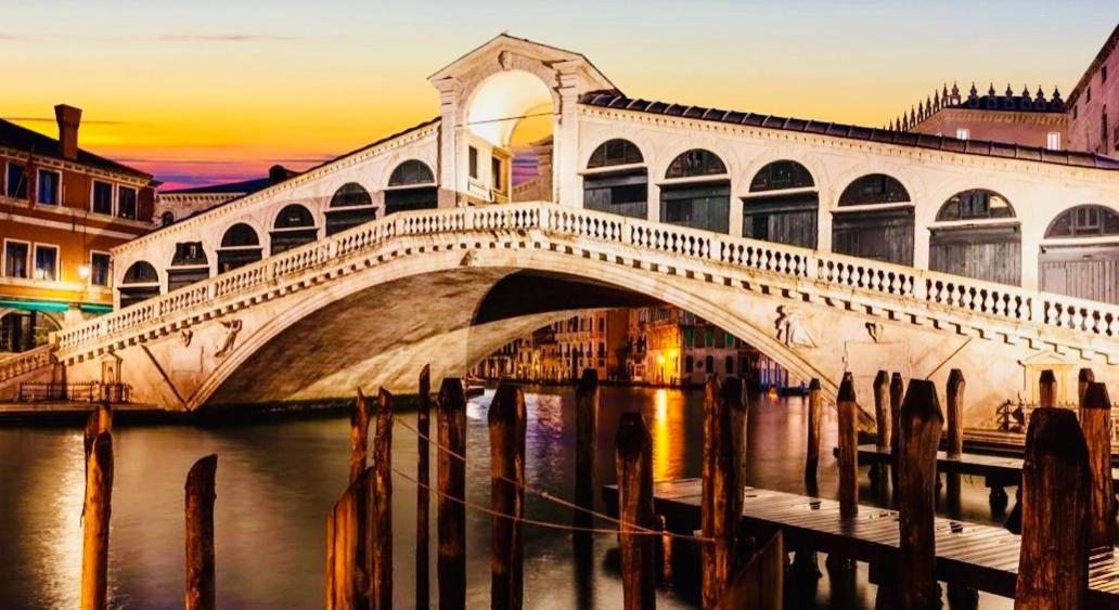Venice Palace Luxury Suites Esterno foto