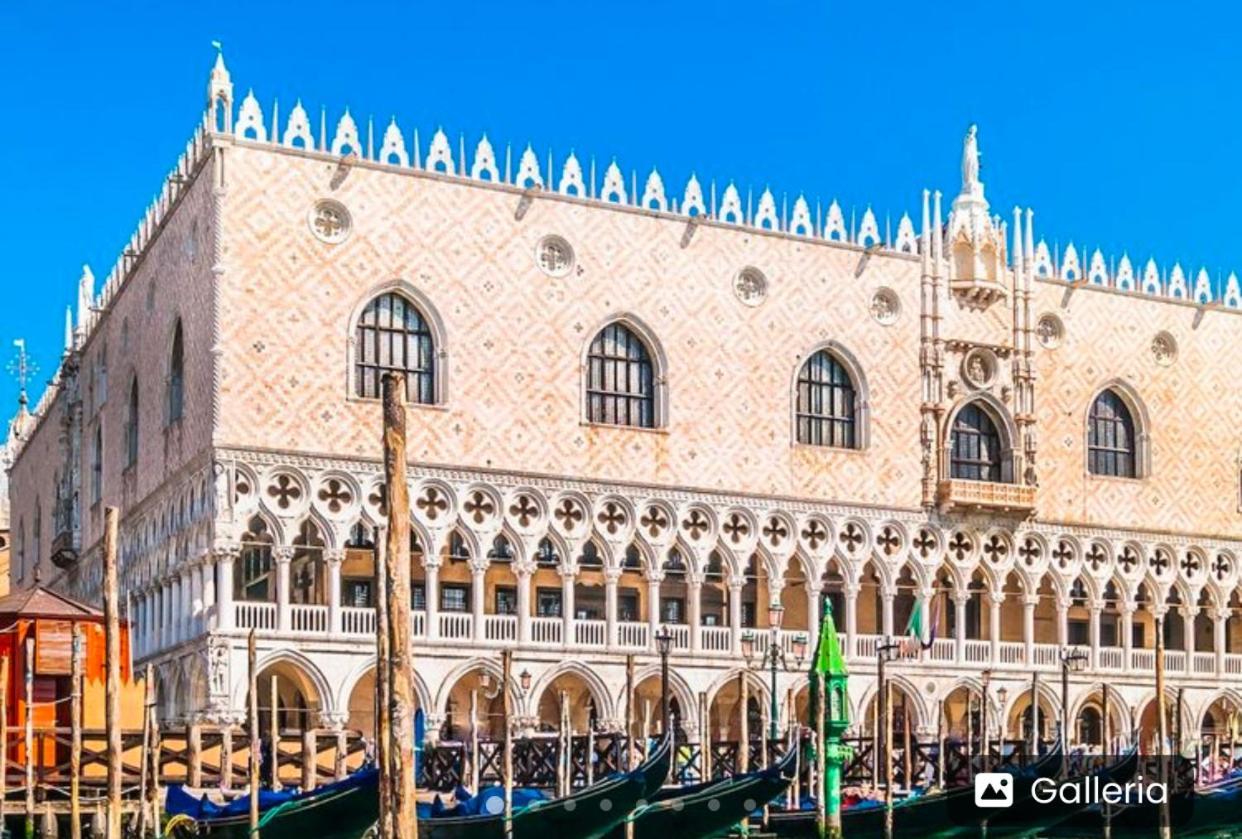 Venice Palace Luxury Suites Esterno foto